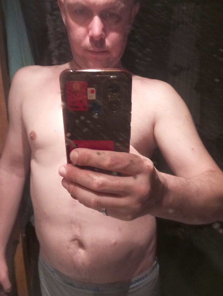  42202703  , 37 ,    