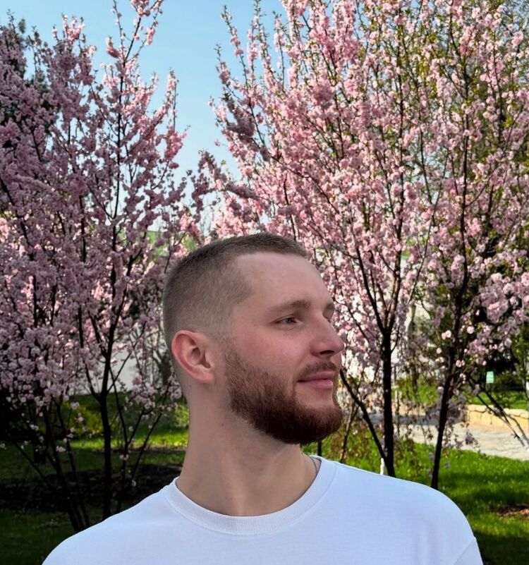  53916733  Aleksei, 31 ,    