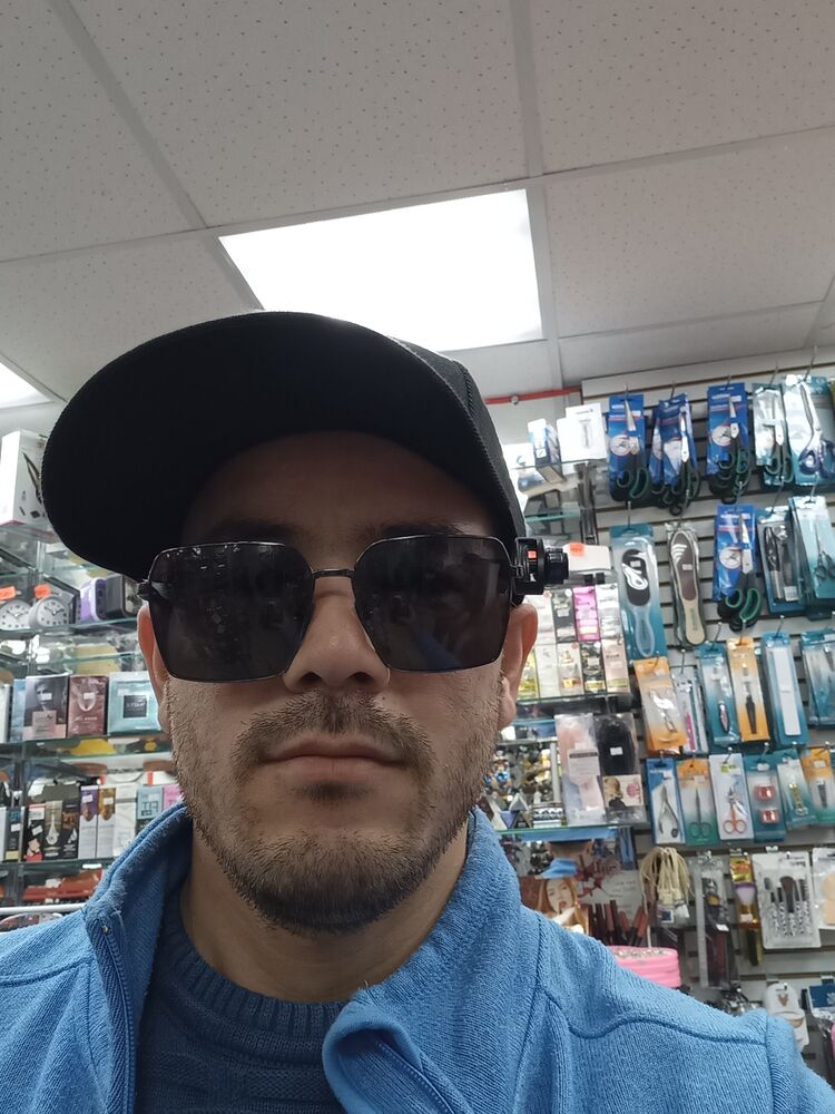  ,   Joxa, 39 ,   