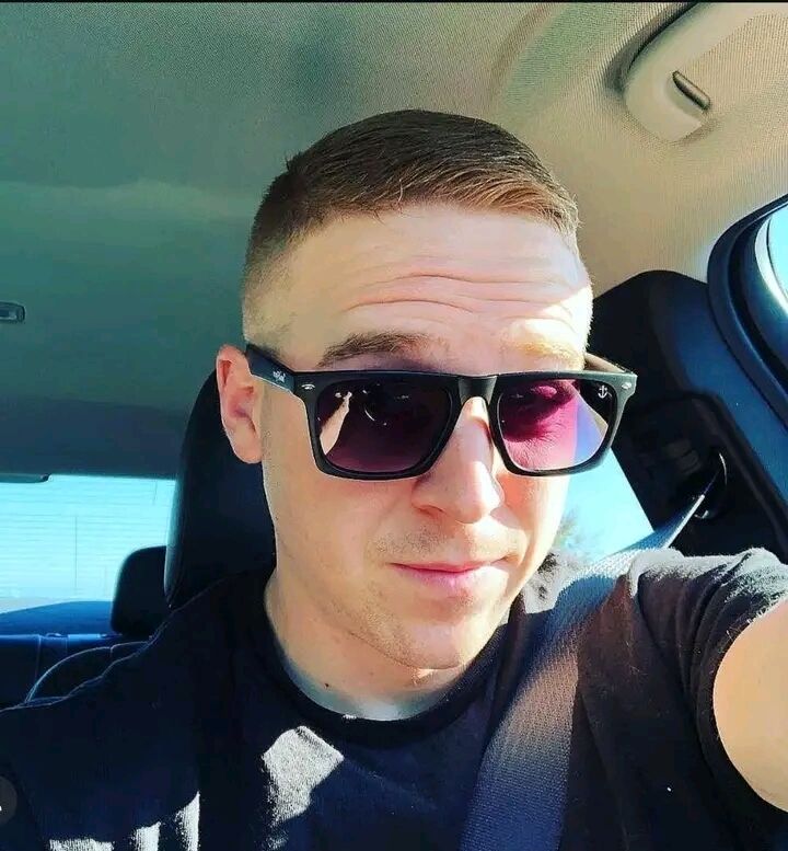 ���� 50389163 ������� Jordan Ward, 48 ���, ���� ���������� � �����-��������