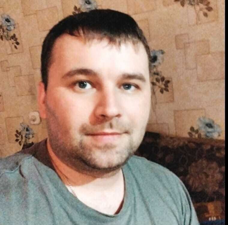 45961843  Anton, 35 ,    