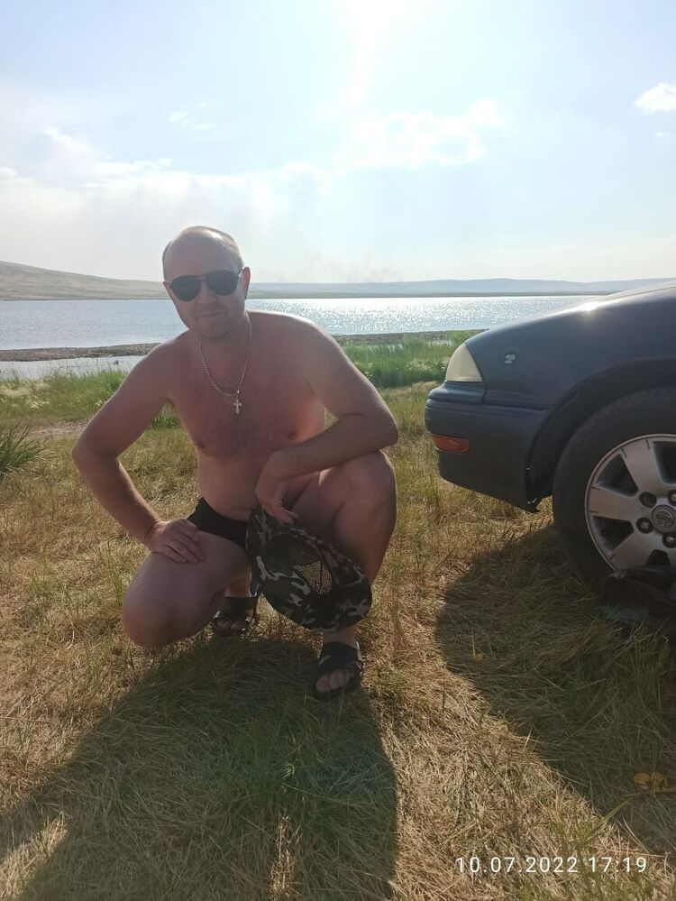  ,   Sergei, 39 ,   ,   
