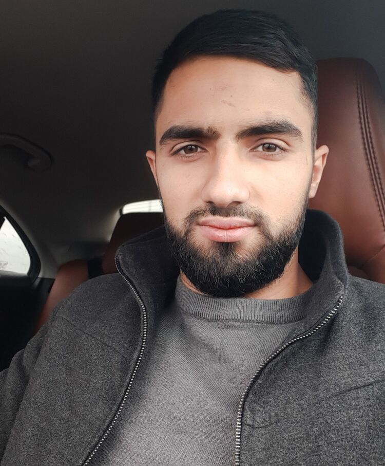  ,   Hovo, 27 ,   ,   