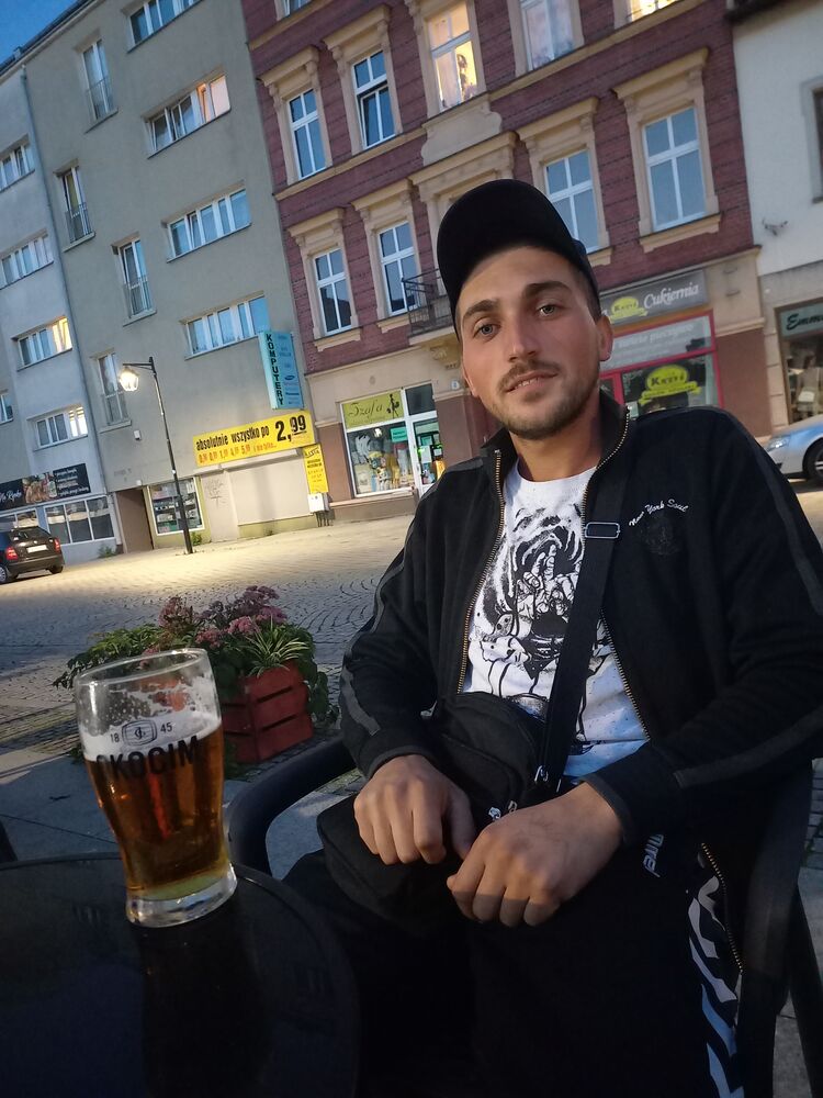  ,   Giorgi, 27 ,   ,   