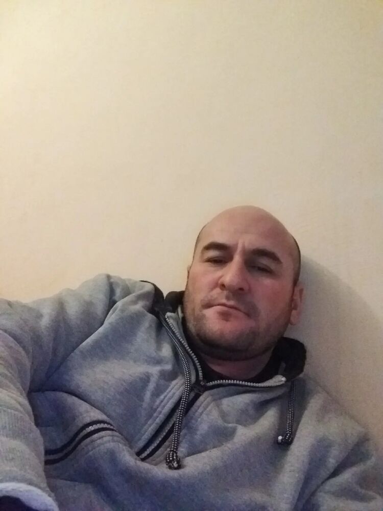  -,   , 44 ,     