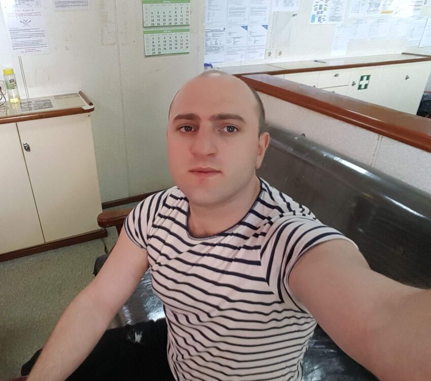  ,   Amiran, 34 ,   ,   