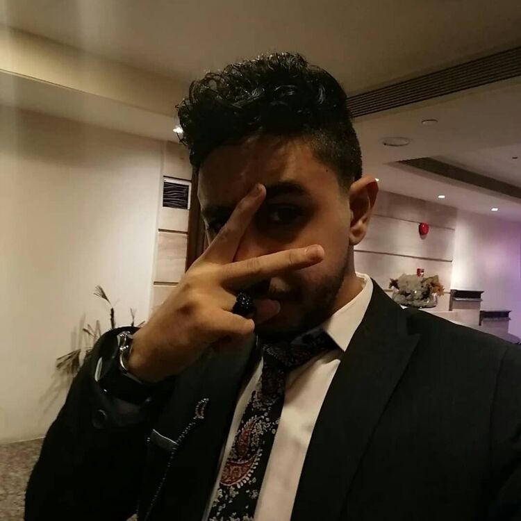  24370673  Ahmed, 28 ,    