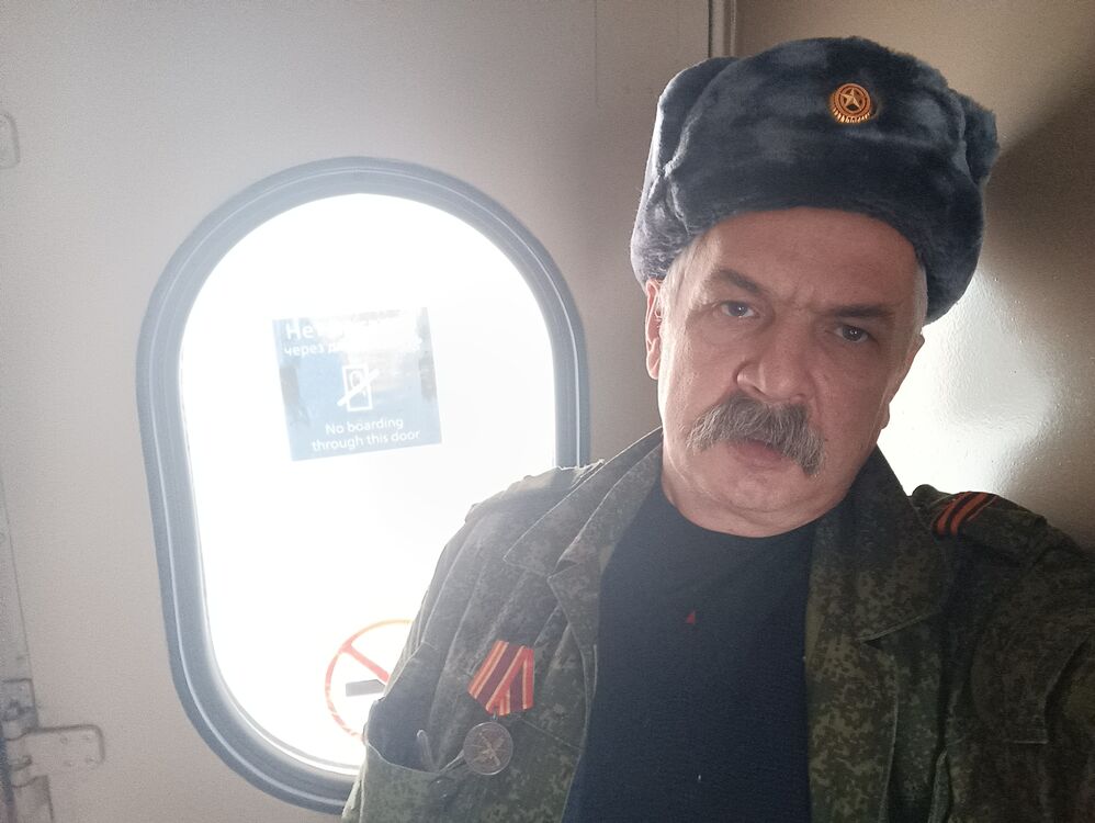  -,   , 54 ,     , c 