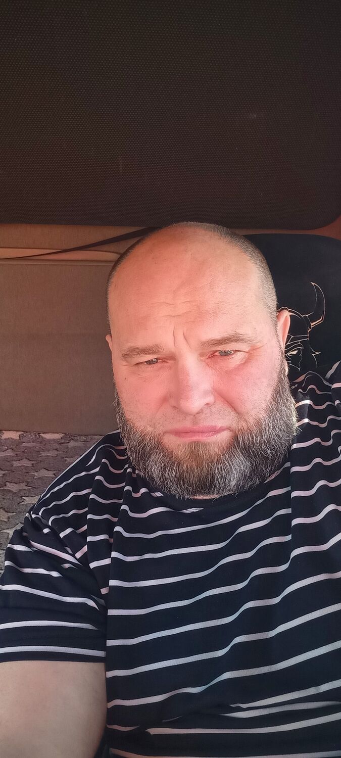  42134973  Sergei, 46 ,    