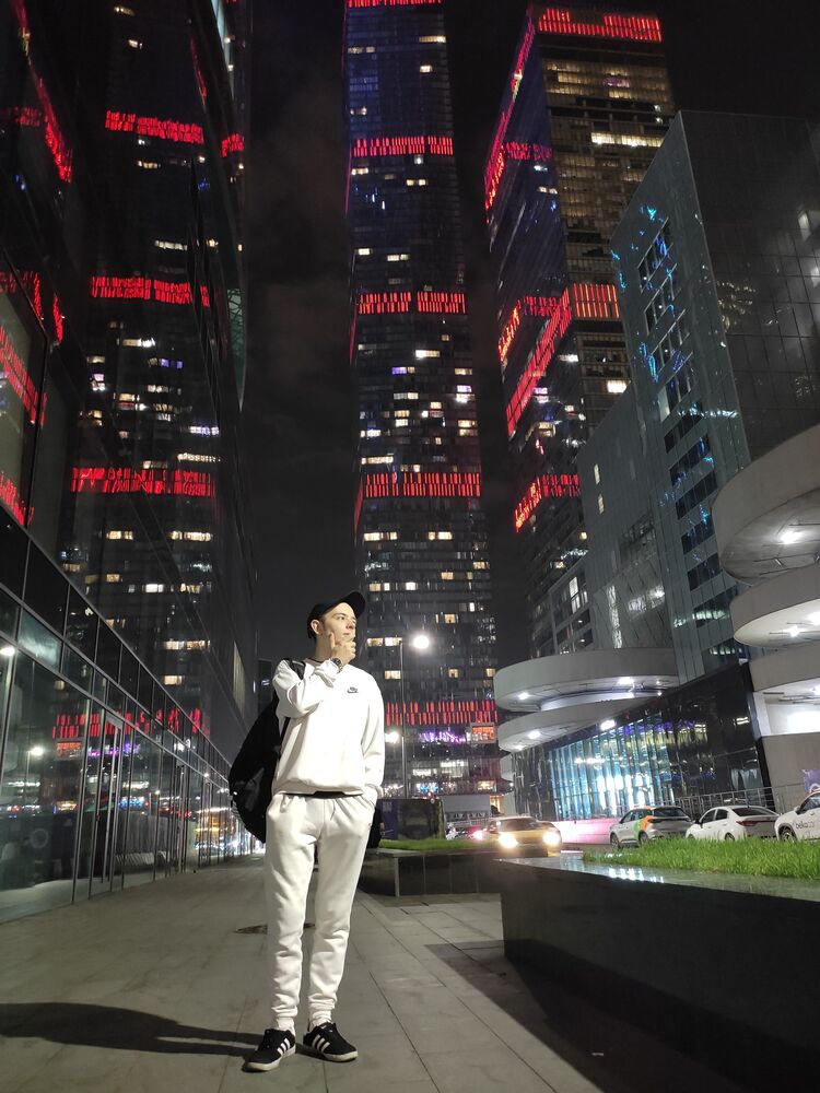  37879173  Pavel, 26 ,    