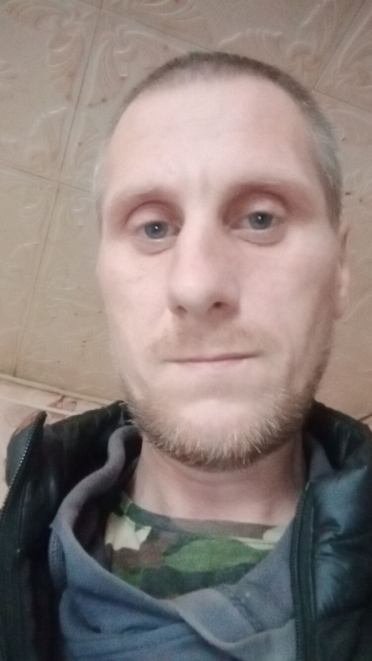  47537653  , 40 ,    