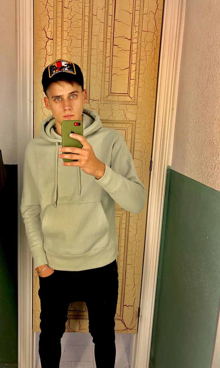  ,   , 22 ,   ,   