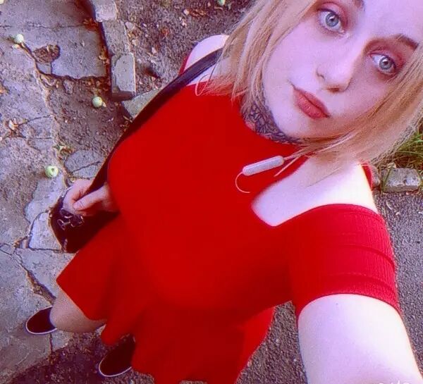  32208113  Elena, 26 ,    
