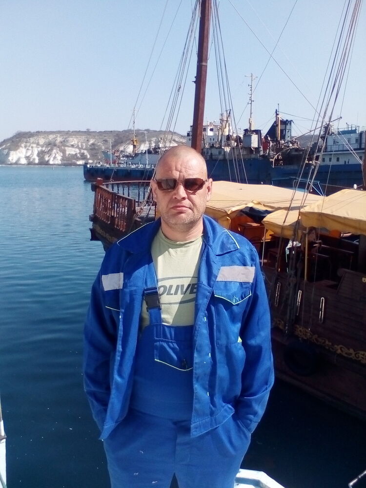 ���� 15944233 ������� ����, 46 ���, ���� ���������� � �����������