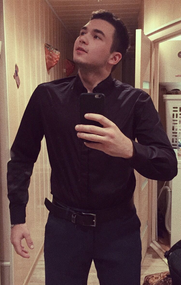  ,   Leonid, 27 ,   ,   