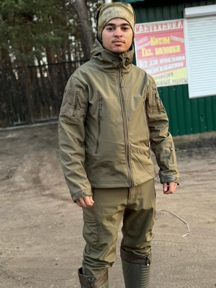  44863123  Jonathan, 24 ,    