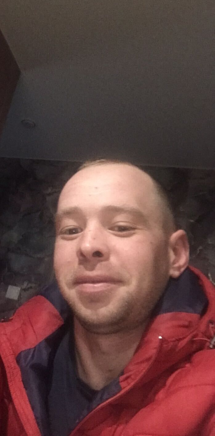  36305323  Vladimir, 39 ,    