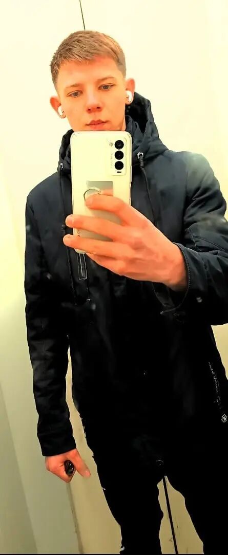  31027383  ILNUR, 26 ,    