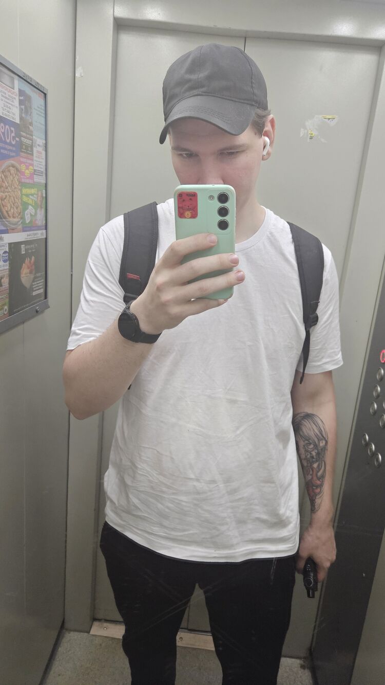  43787013  , 23 ,    