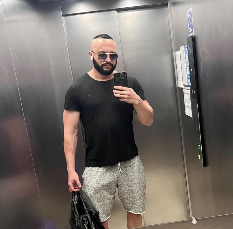  ,   Andrey, 32 ,   ,   