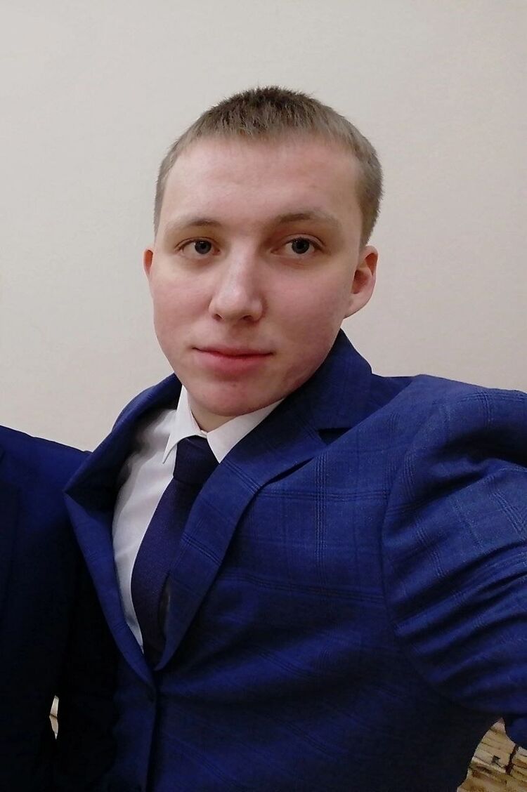  46889793  , 27 ,    