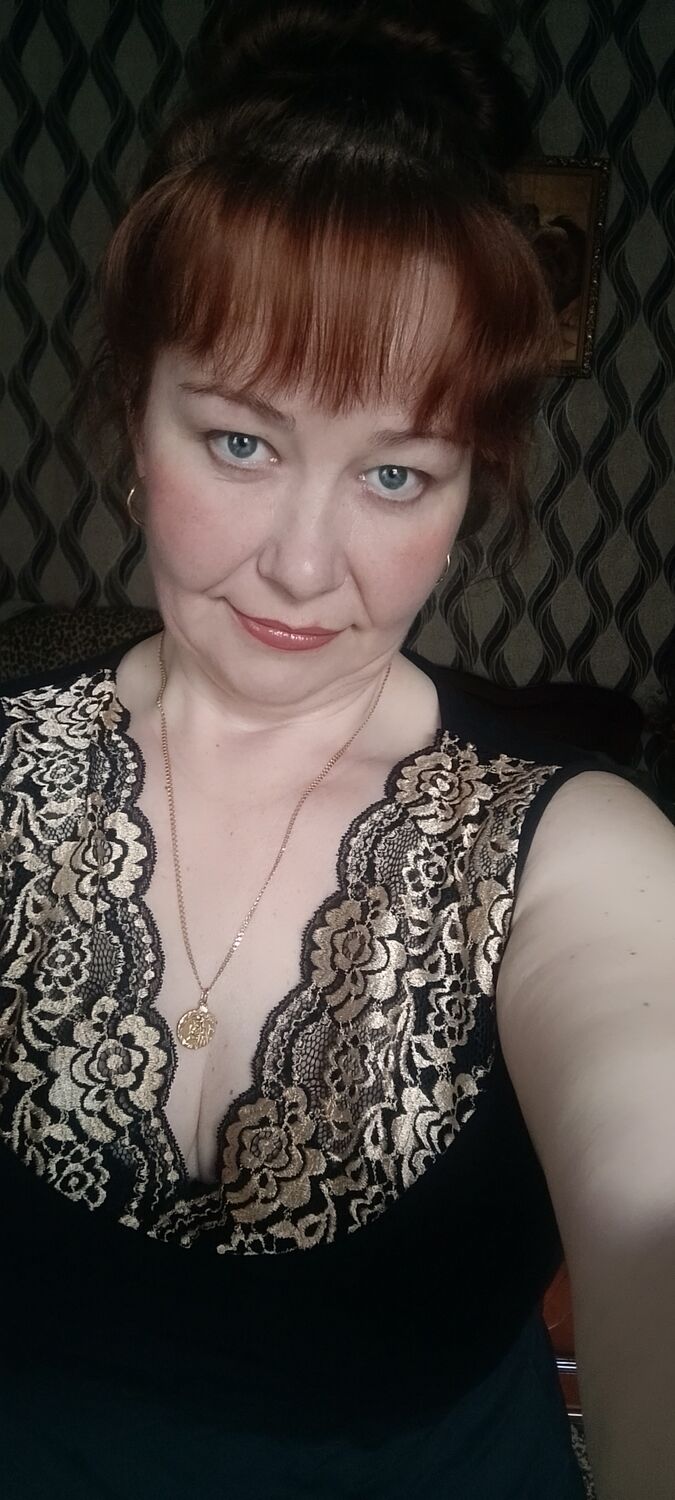  ,   Elena, 49 ,   ,   , c 