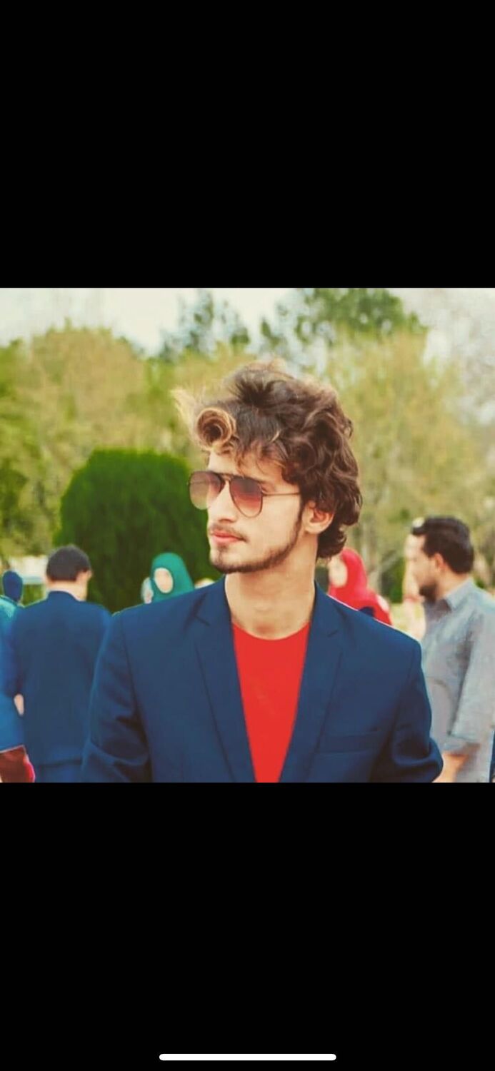  41174663  Hassan, 25 ,    