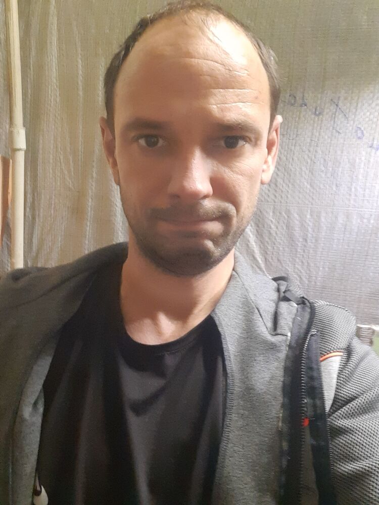  47024183  , 34 ,    
