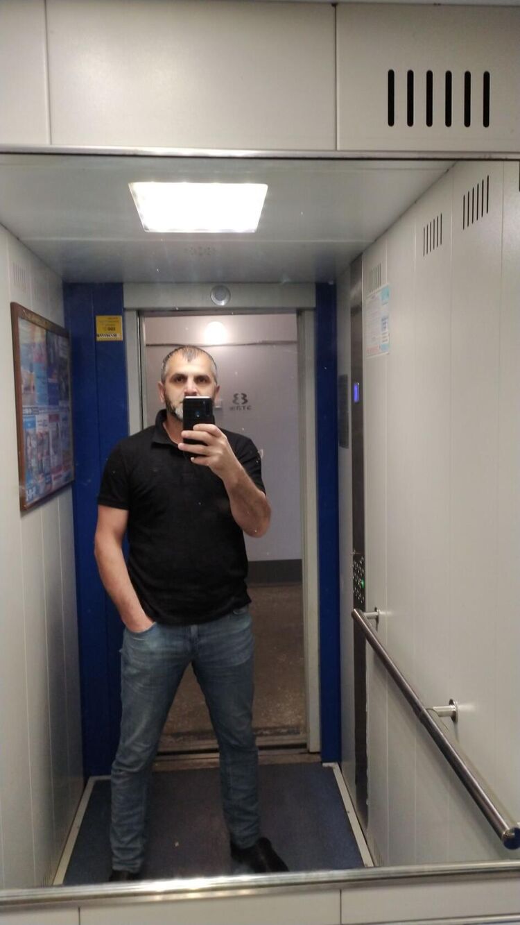  46663753  , 44 ,    