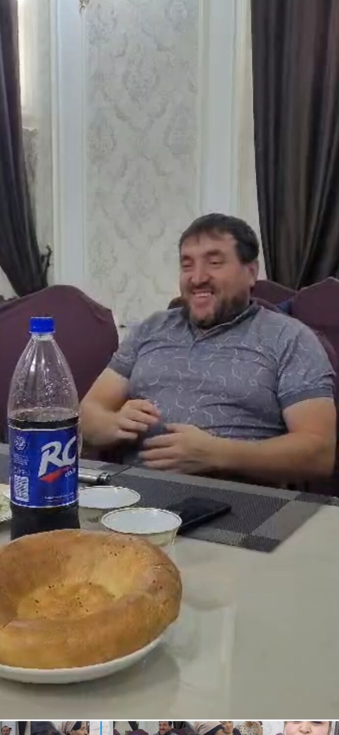  48245543  Asadbek, 44 ,    