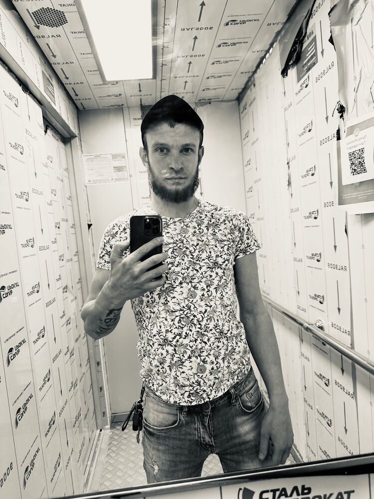  46793823  , 27 ,    