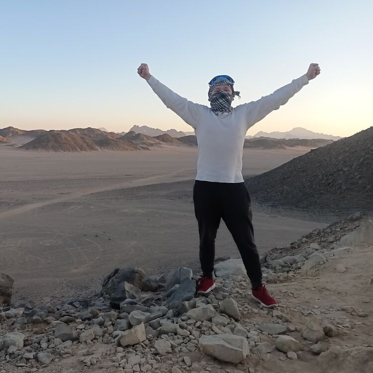  ,   Konstantin, 29 ,  
