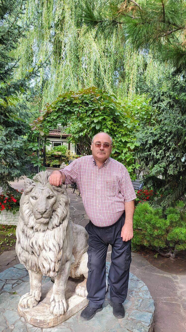  54701173  Vyacheslav, 56 ,    