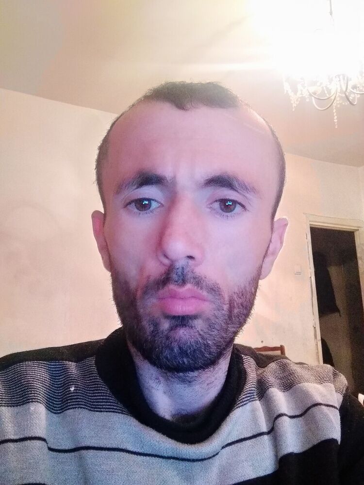  ,   Grigor, 40 ,   ,   , c , 