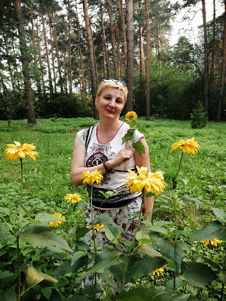  ,   Lana, 51 ,   ,   , c 