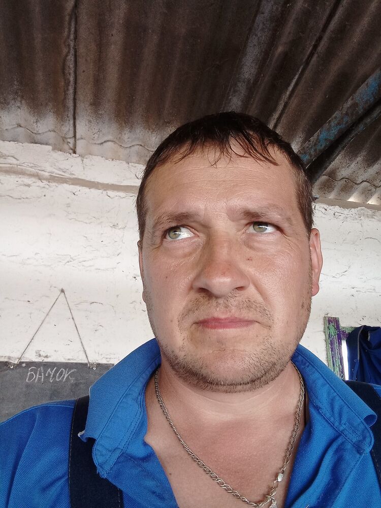  27348763  Vladimir, 41 ,    