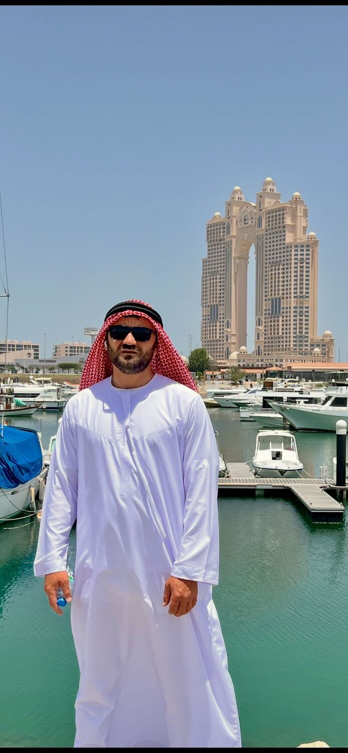  53894093  , 37 ,    -