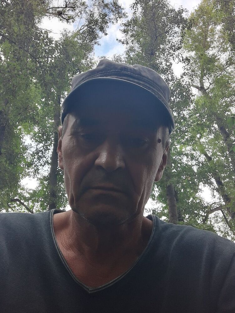  28925833  , 57 ,    