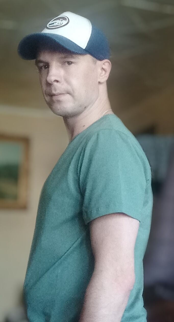  48945873  , 40 ,    