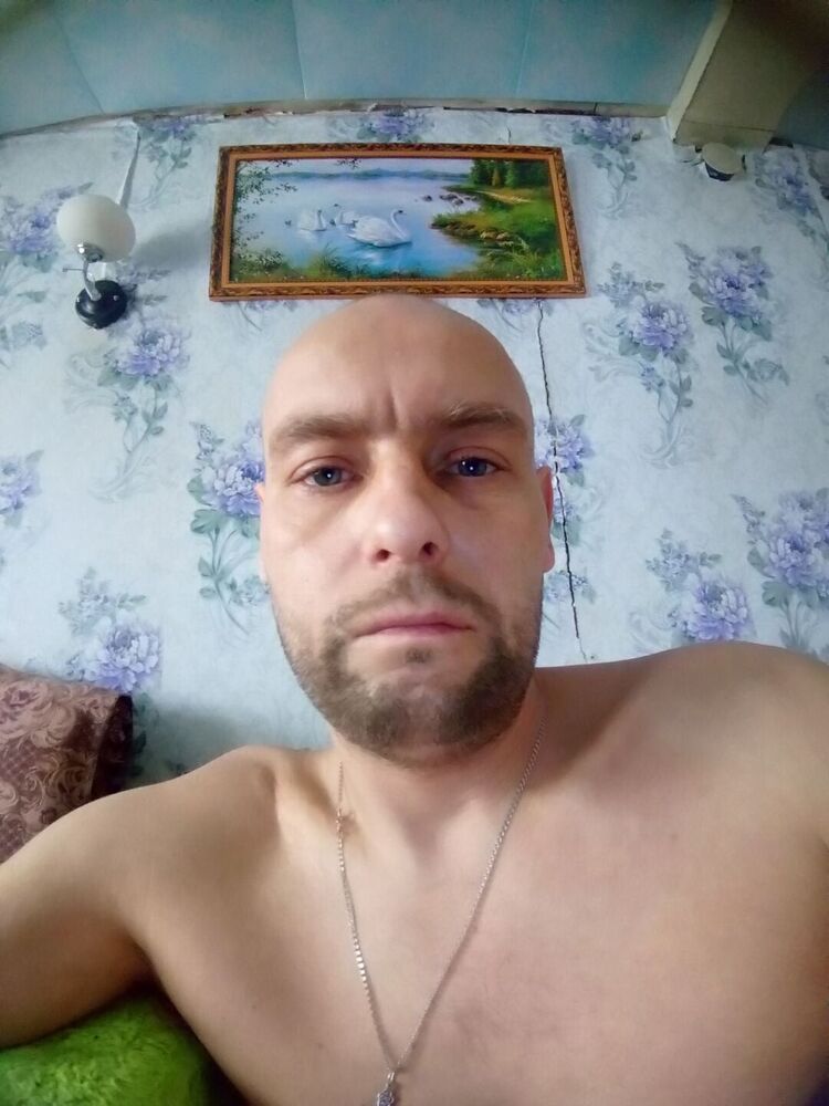  ,   Andrei, 42 ,   ,   