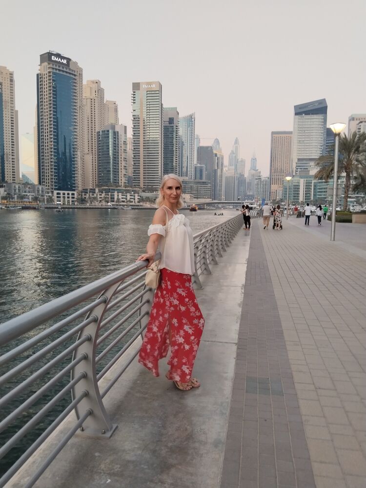 ,   Nata, 44 ,   ,   