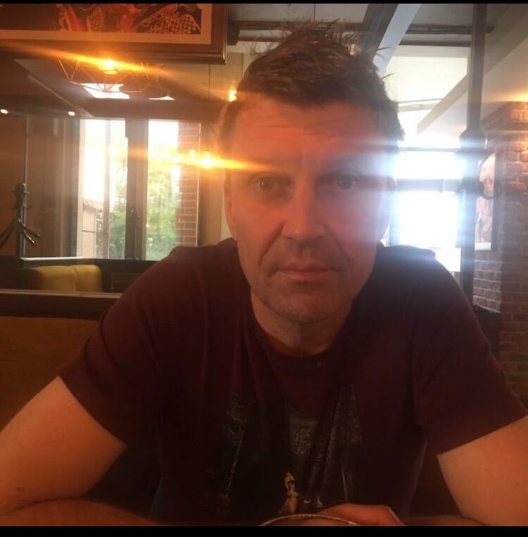 ���� 46059273 ������� Guess, 50 ���, ���� ���������� � ������