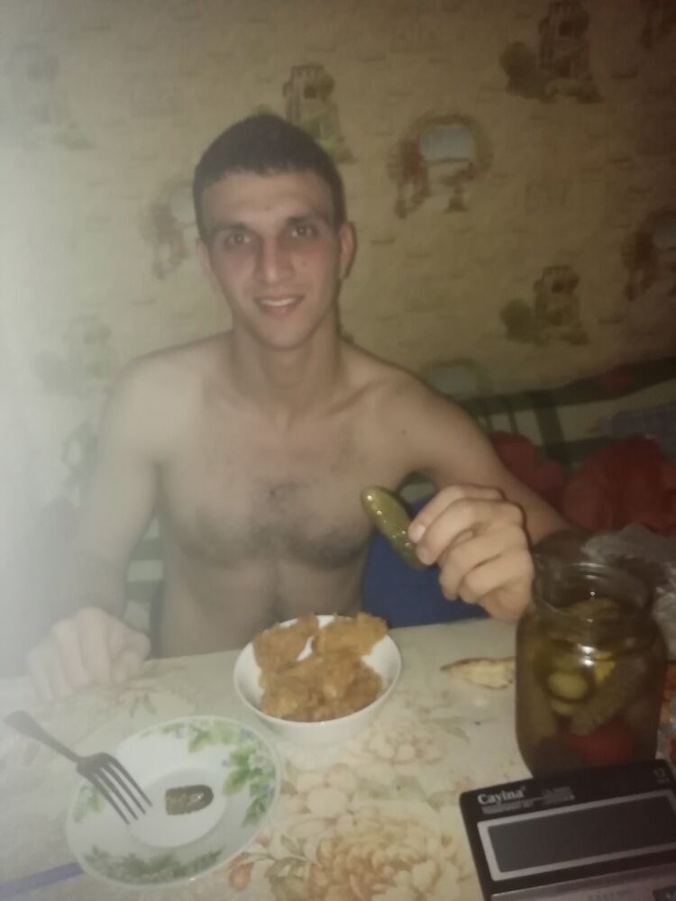  18696303  , 36 ,    