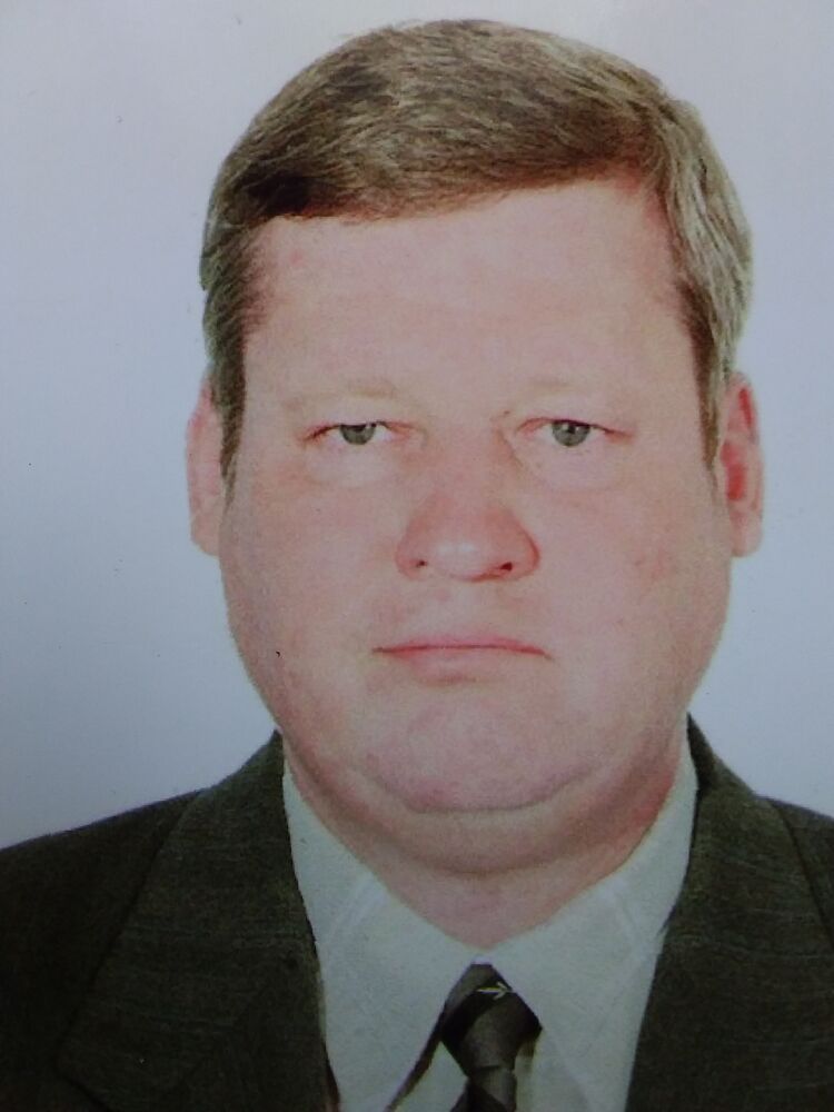  31324893  Sergej, 40 ,    