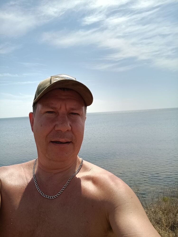  46305403   , 43 ,    