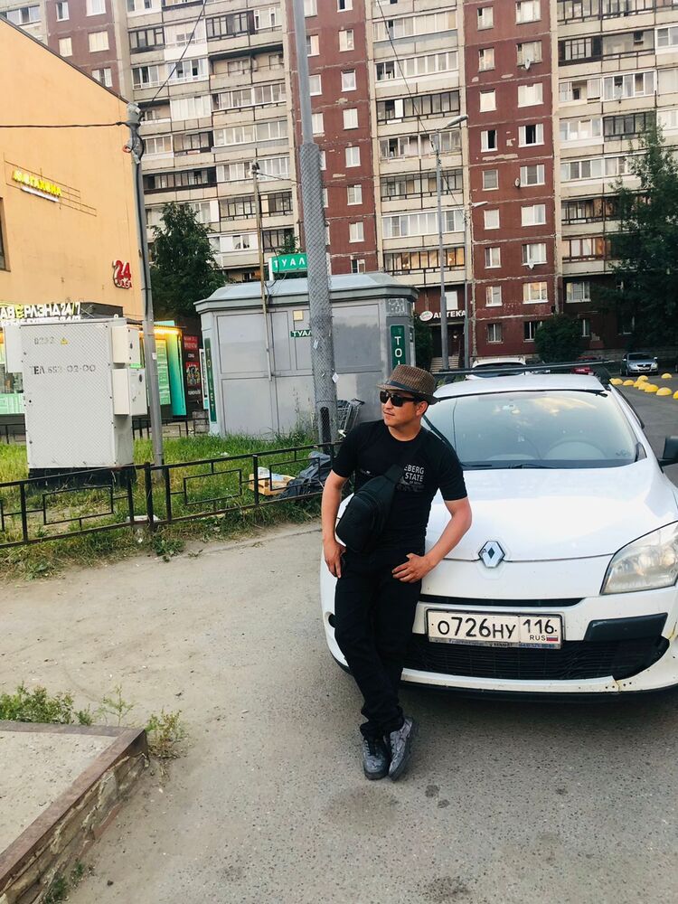  -,   Kobiljon, 27 ,   ,   
