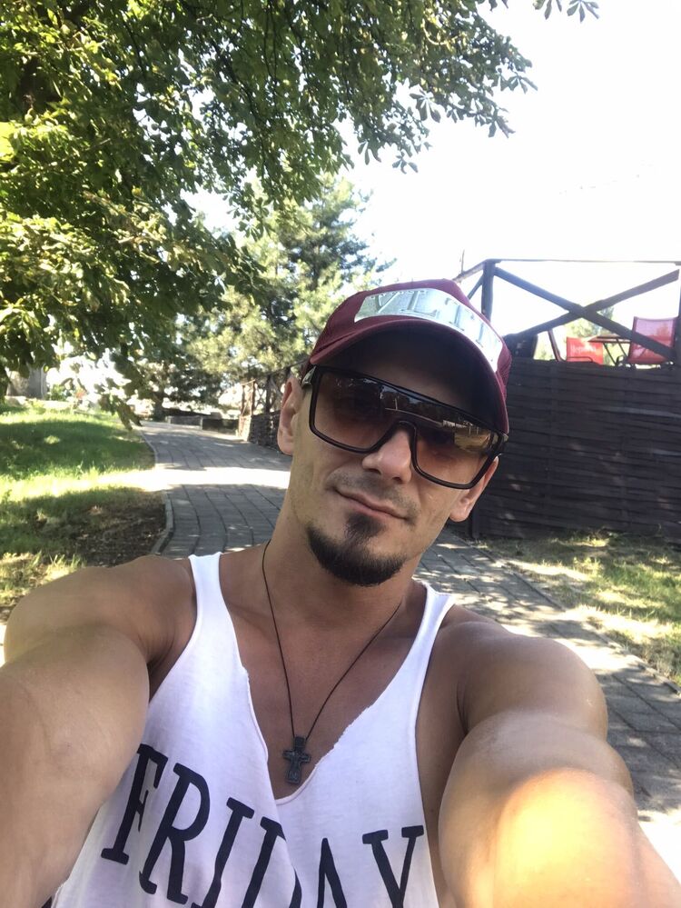  ,   Vitalii, 36 ,   ,   , c 