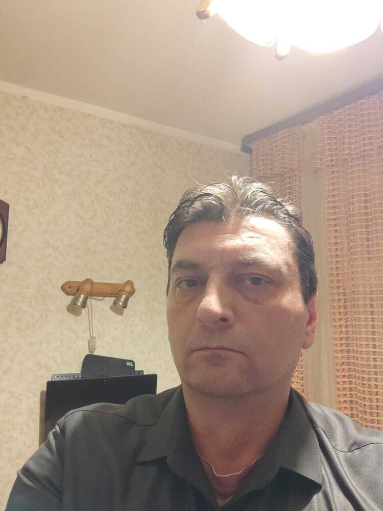  48817013  Vladimir, 48 ,    