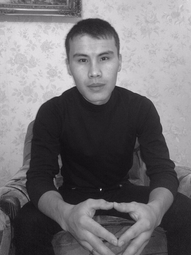  4788333  Dauren, 35 ,    