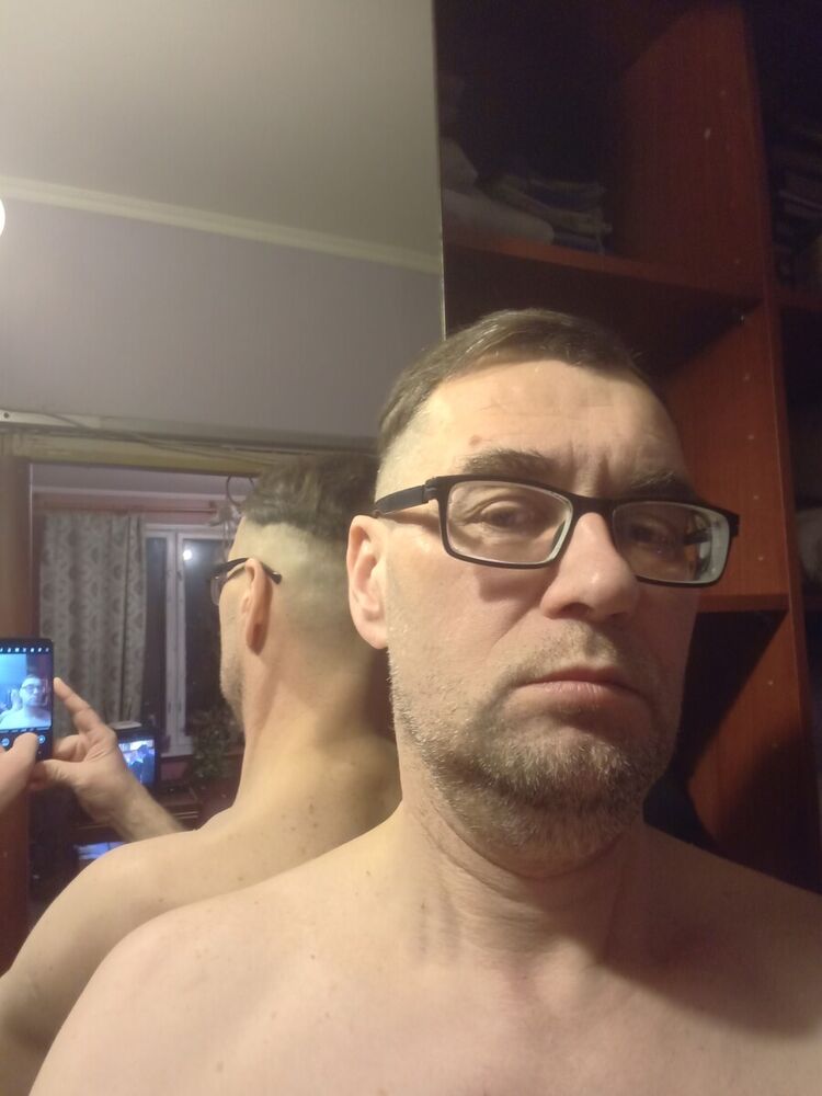  22548133  , 61 ,    